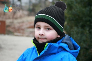 Pupill Fabricio czapka dla chłopca z pomponem czarny-zielony